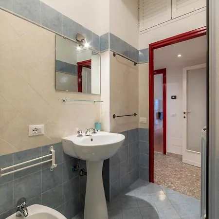 Mm Cipro With Balcony 아파트 *