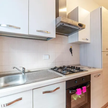 Apartamento Mm Cipro With Balcony Roma
